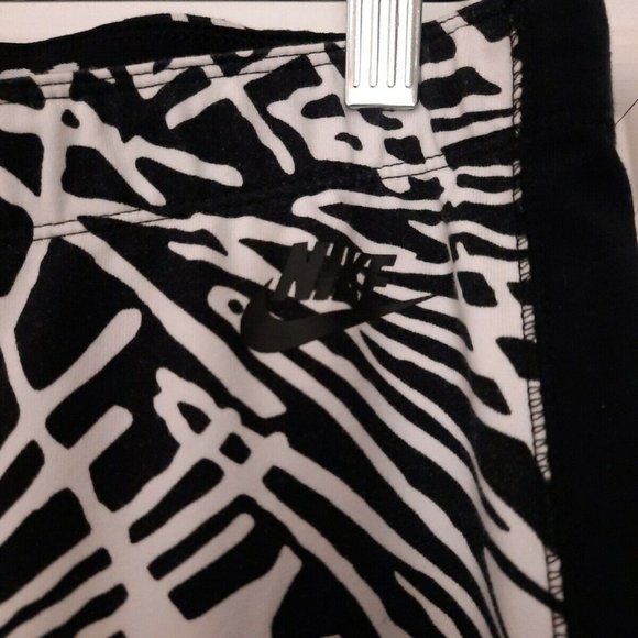 NIKE Leg-A-See Printed Leggings Pants Blk White M - Picture 6 of 9